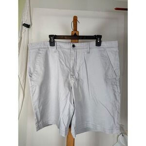 Member's Mark Mens Everyday Flat Front Shorts Soft Silver Grey 38 WSCM-076-2022